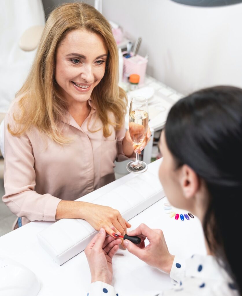 manicure regular e bem cuidada - taisferreiranails